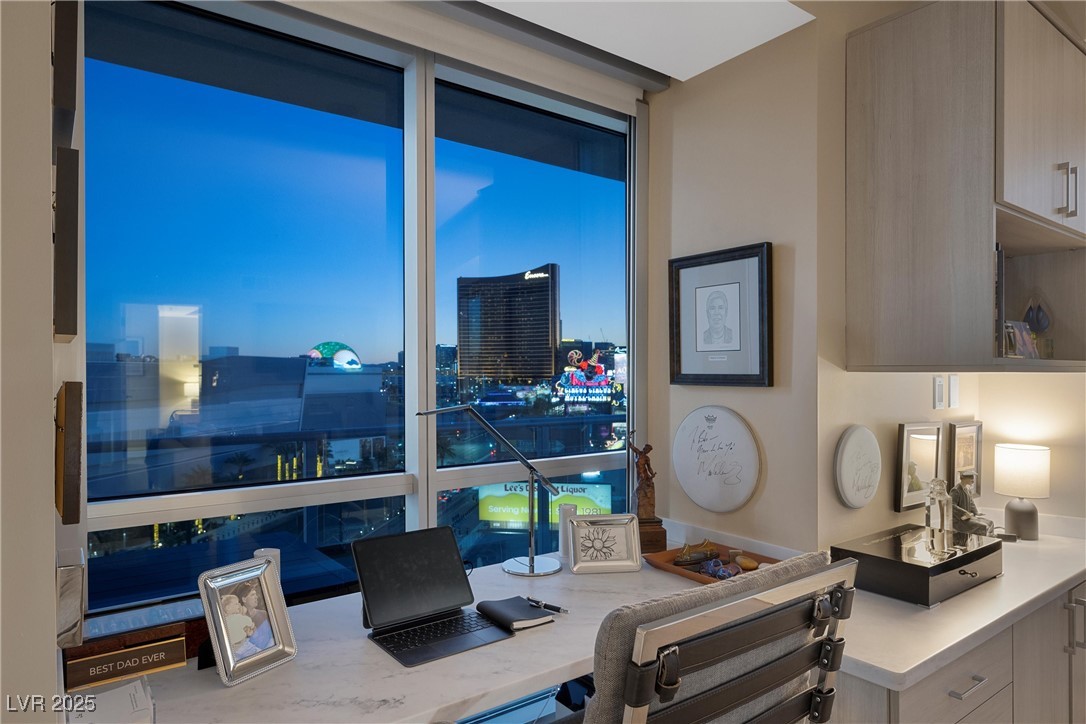 2700 Las Vegas Boulevard 809 Property Photo 25