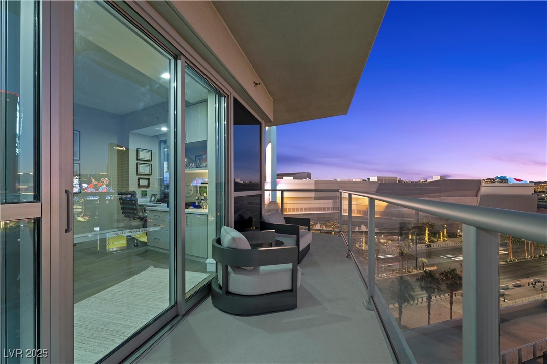 2700 Las Vegas Boulevard 809 Property Photo 29