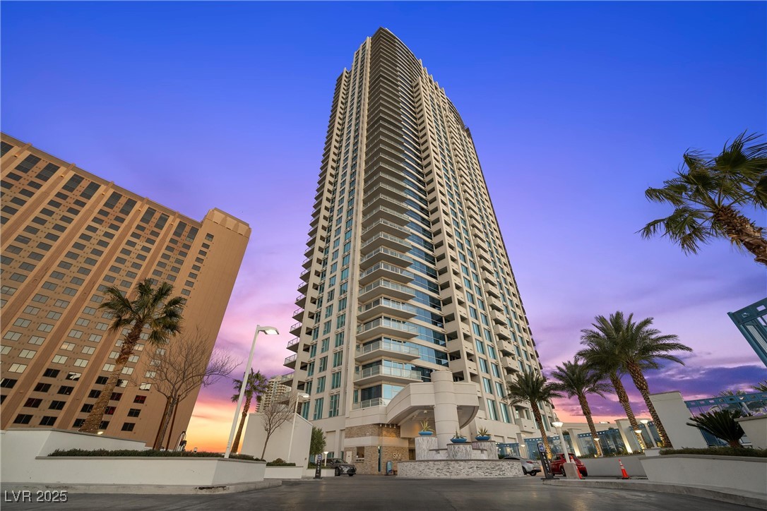 2700 Las Vegas Boulevard 809 Property Photo 52