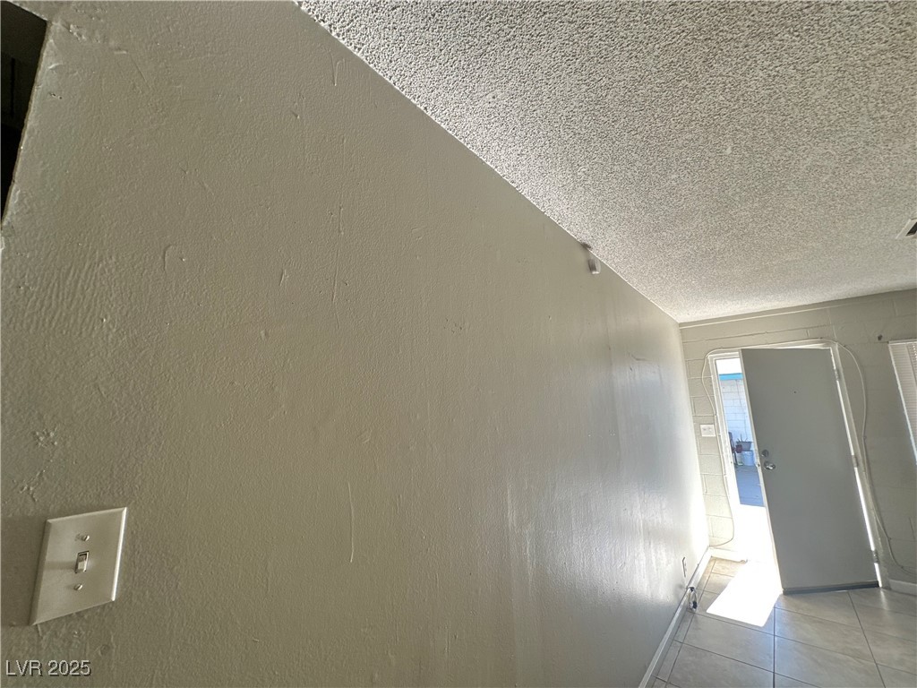 1909 Alwill Street Property Photo 20