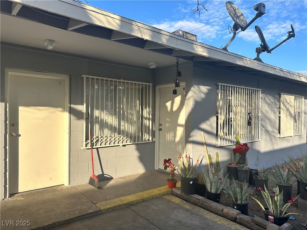 1909 Alwill Street Property Photo 24