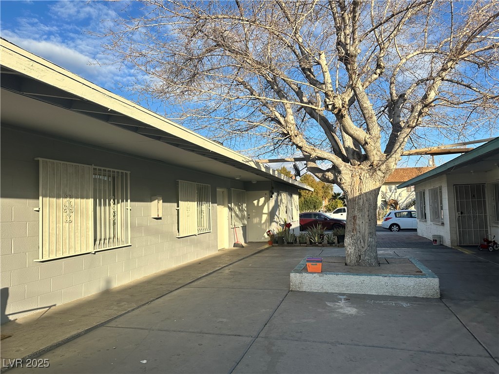 1909 Alwill Street Property Photo 30
