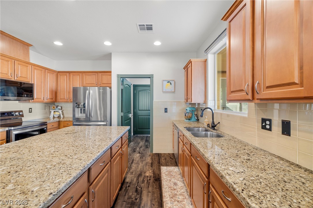 3938 East Chaffe Avenue Property Photo 10