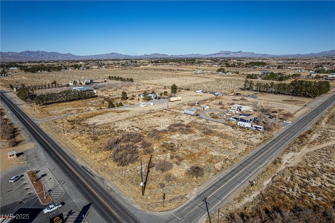 6970 Quarter Horse Avenue Property Photo 8