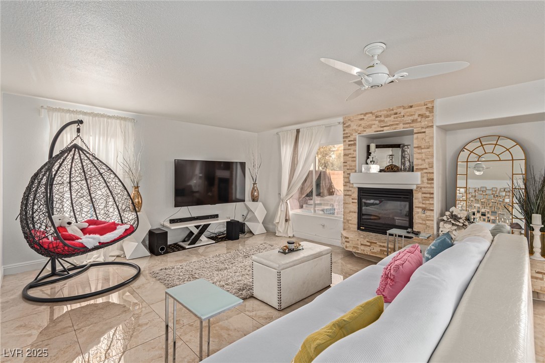 7862 Spindrift Cove Street Property Photo 14