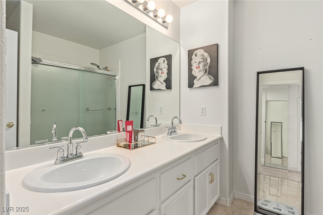 7862 Spindrift Cove Street Property Photo 32