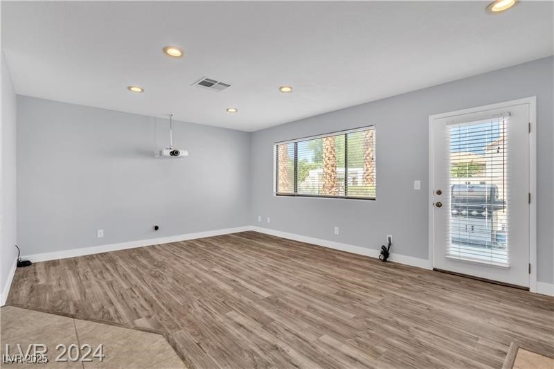 2638 Douglas Circle Property Photo 10