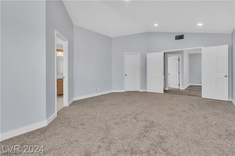 2638 Douglas Circle Property Photo 25