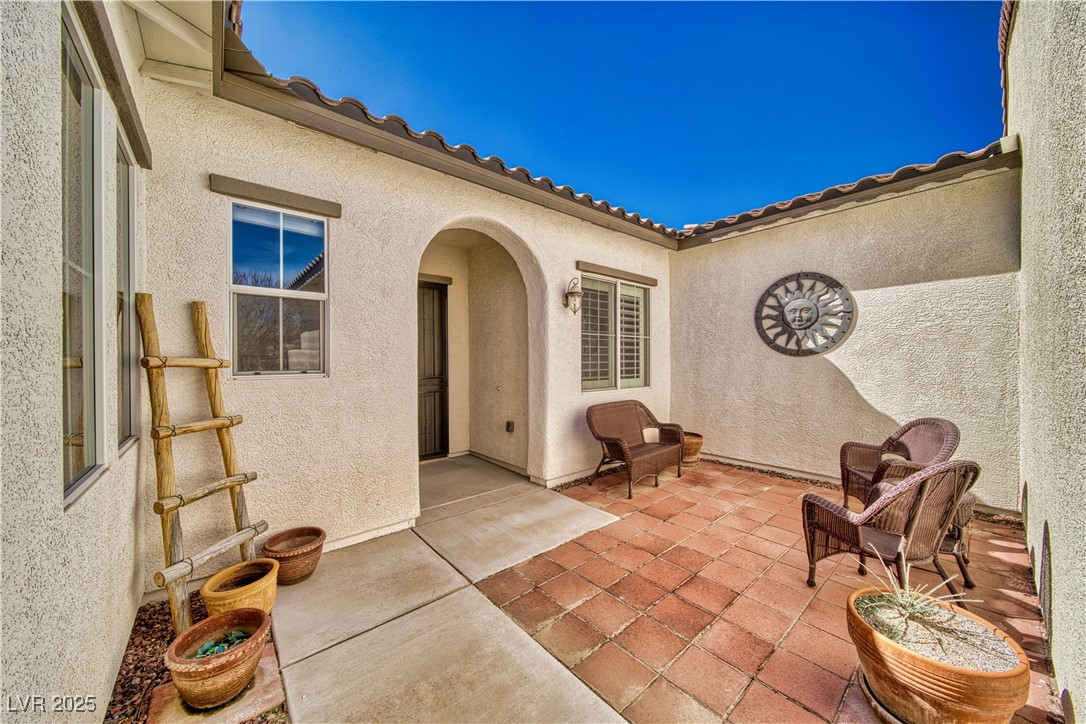5295 Acqua Lane Property Photo 3