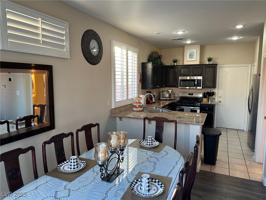 3346 Mountain Bluebird Street Property Photo 5