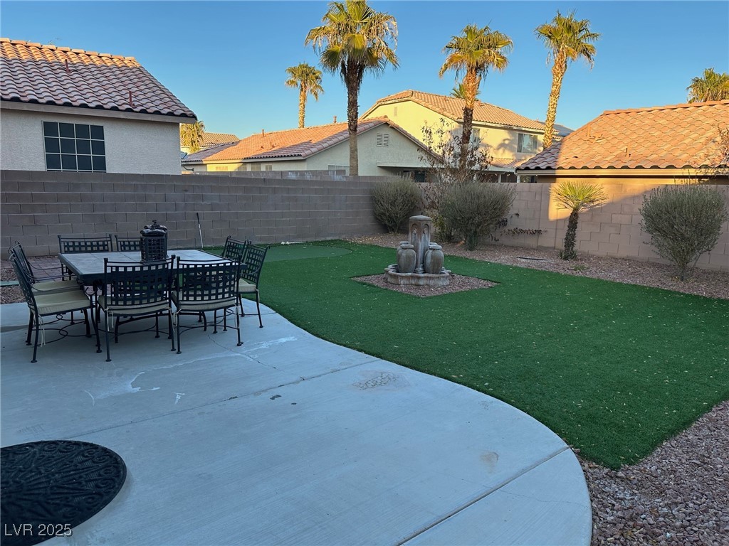 3346 Mountain Bluebird Street Property Photo 15