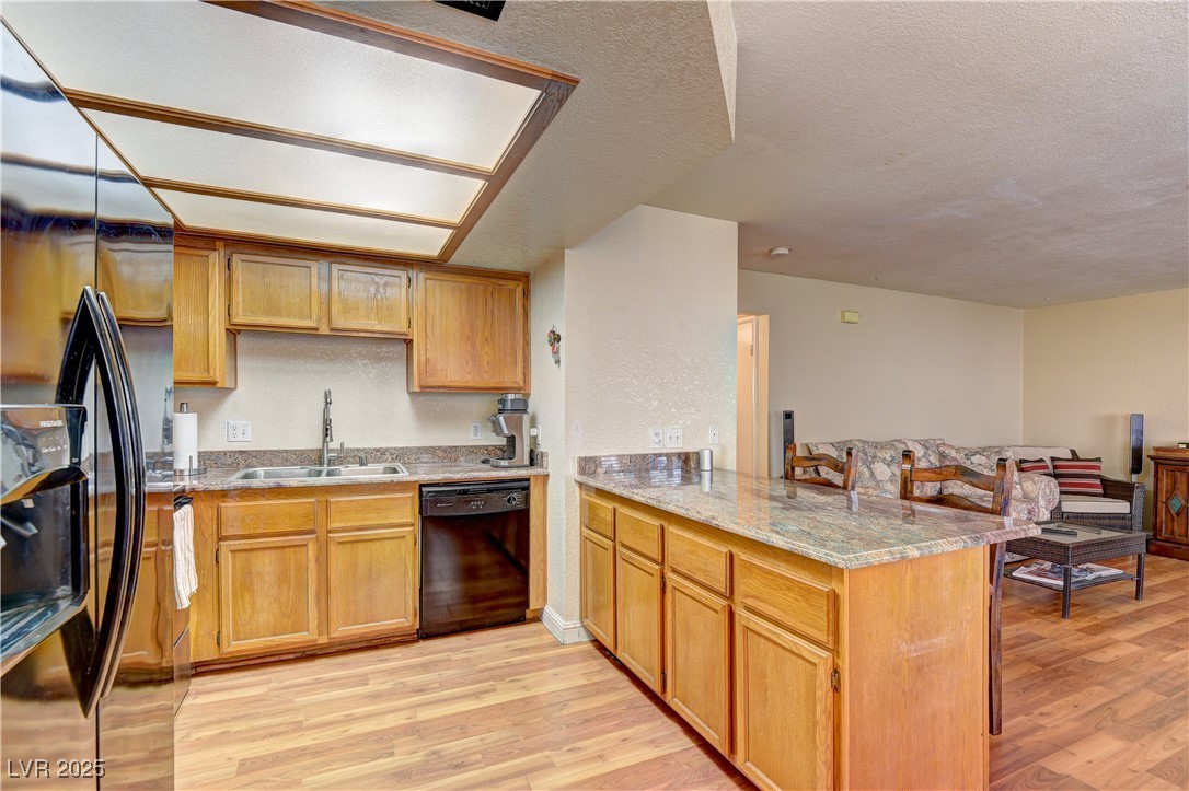 905 Rockview Drive 101 Property Photo 10