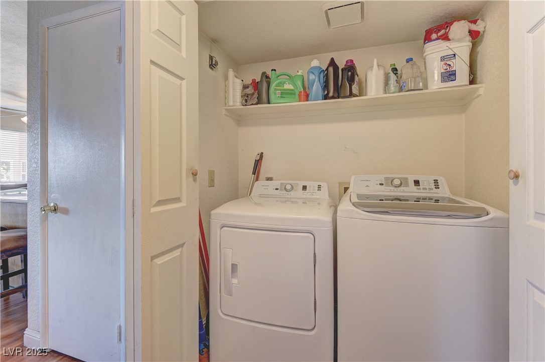 905 Rockview Drive 101 Property Photo 15