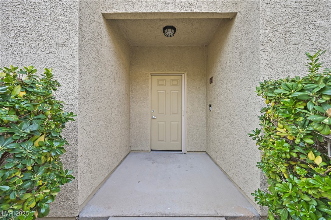 704 Peachy Canyon Circle 101 Property Photo 5