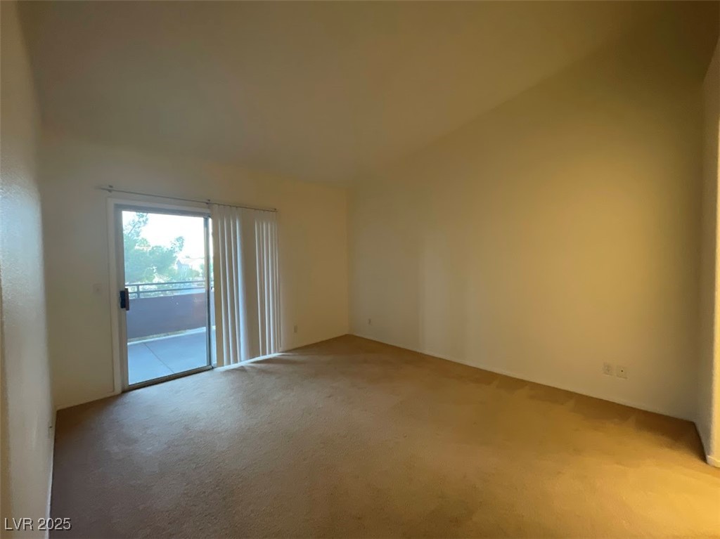 1400 Seward Street 202 Property Photo 9