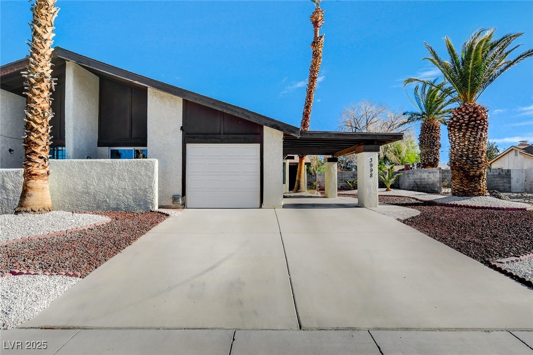 3998 Foxgrove Drive Property Photo 1