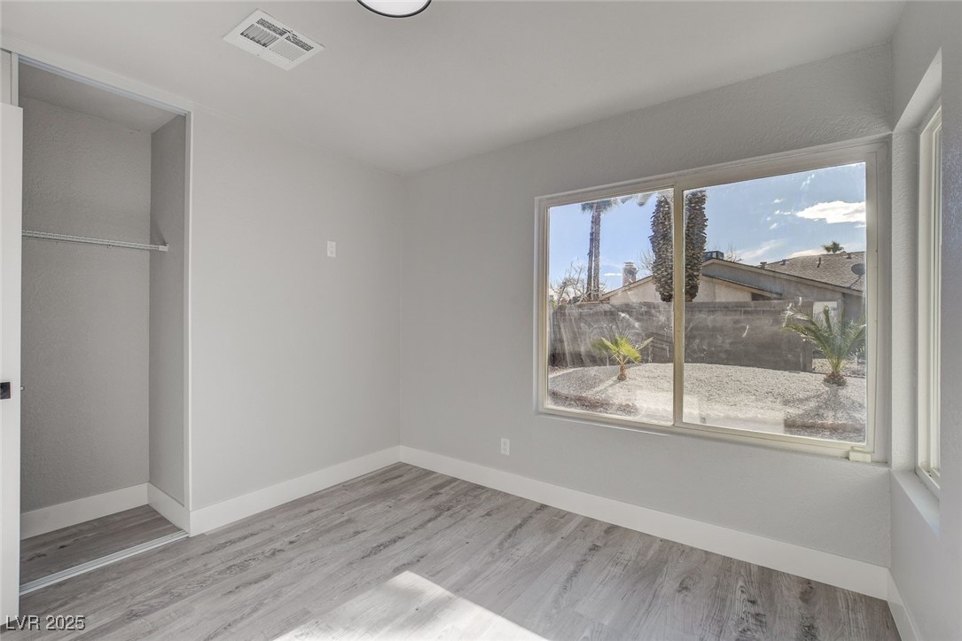 3998 Foxgrove Drive Property Photo 26