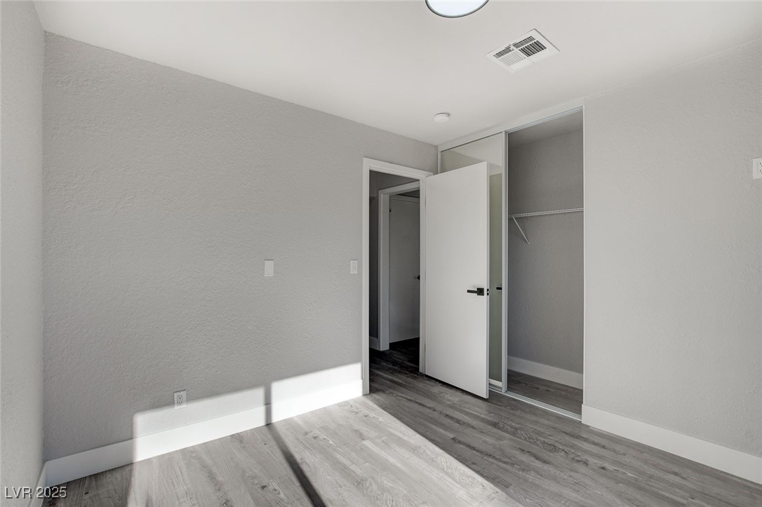 3998 Foxgrove Drive Property Photo 27