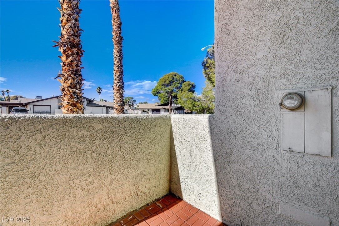 3998 Foxgrove Drive Property Photo 45