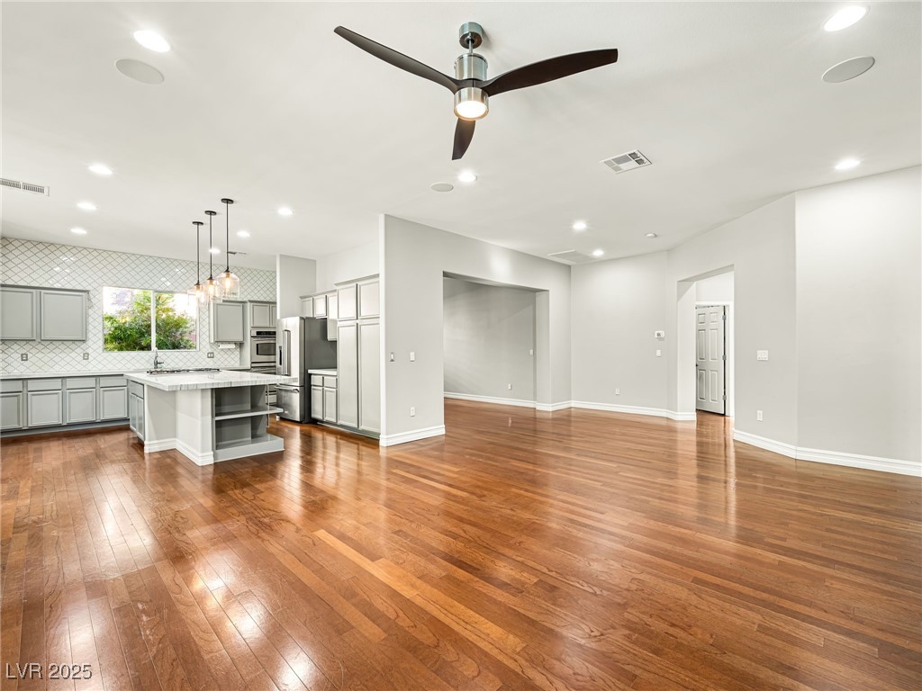 77 Chapman Heights Street Property Photo 8