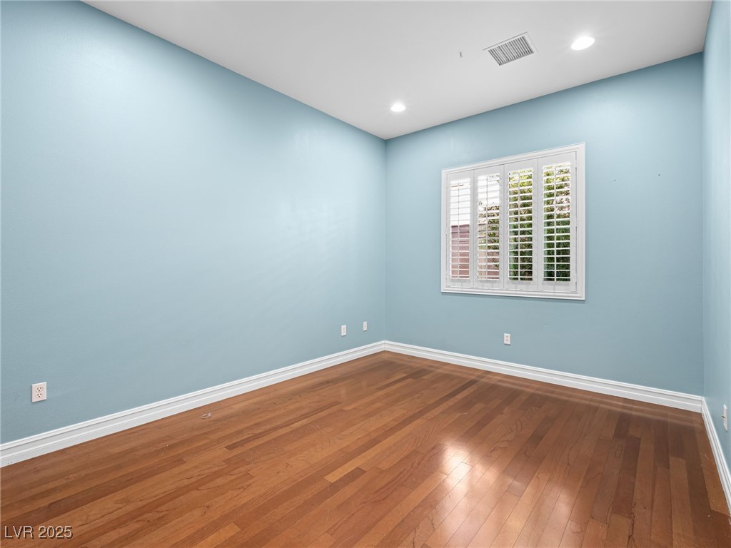 77 Chapman Heights Street Property Photo 38