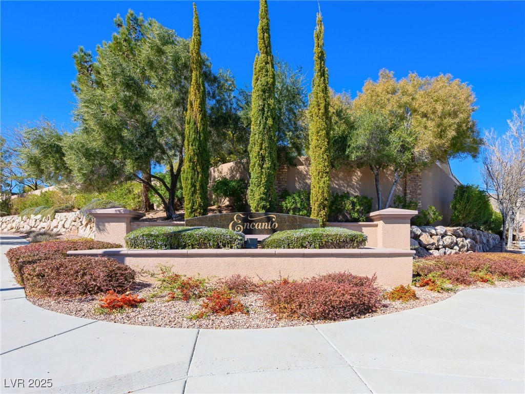 77 Chapman Heights Street Property Photo 86