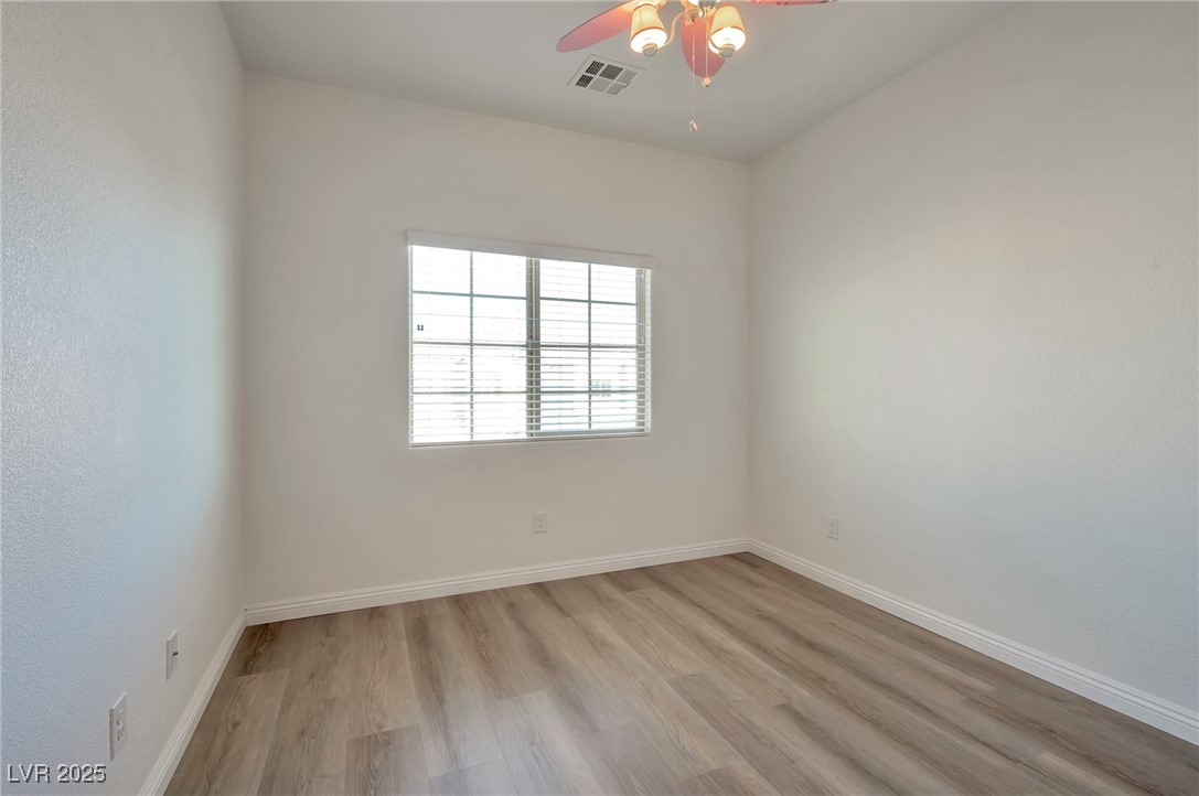 8429 Spirit Vale Avenue Property Photo 22