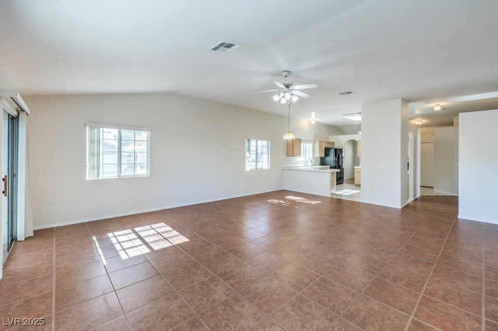 5452 Green Palms Street Property Photo 8