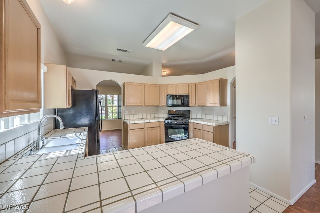 5452 Green Palms Street Property Photo 14