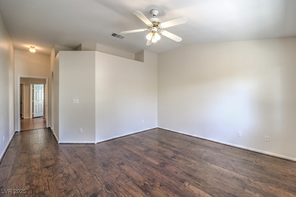 5452 Green Palms Street Property Photo 16