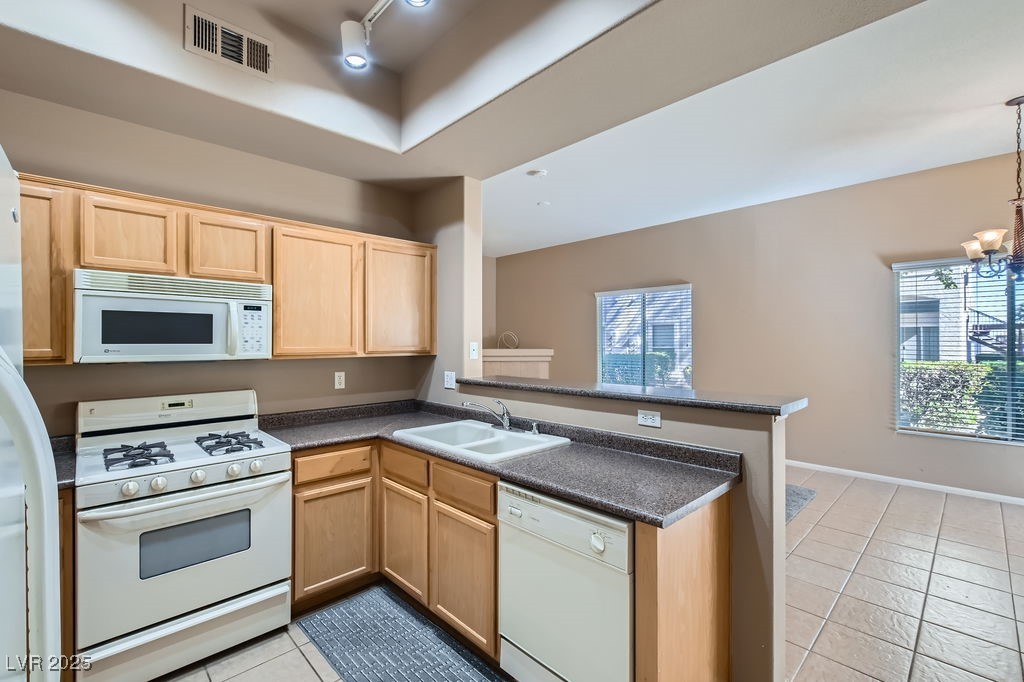 3451 Desert Cliff Street 103 Property Photo 12