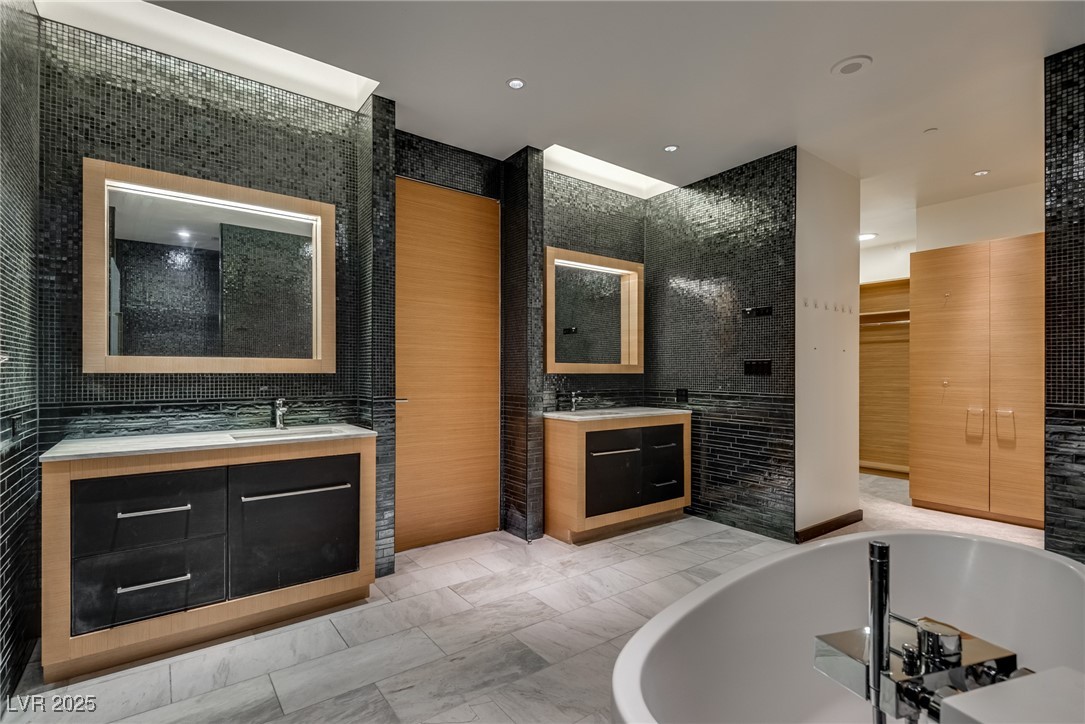 3750 Las Vegas Boulevard 4504 Property Photo 13