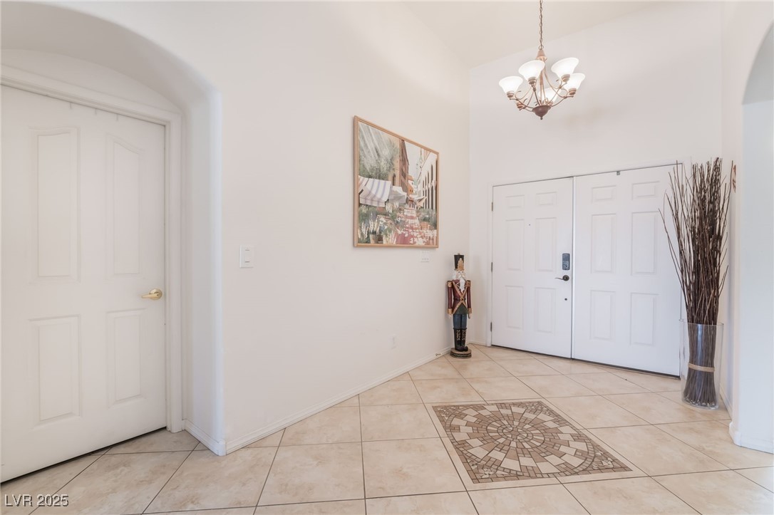 6608 Ringbill Court Property Photo 4