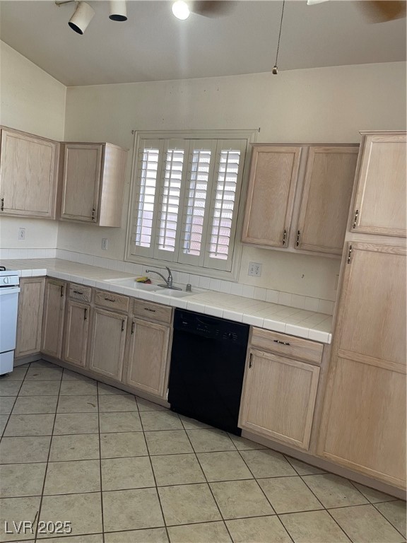 2694 Hillgrass Road Property Photo 7
