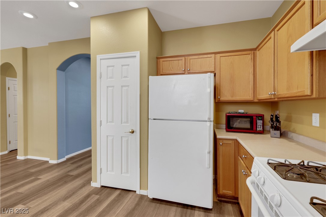 5976 Ancona Drive Property Photo 11