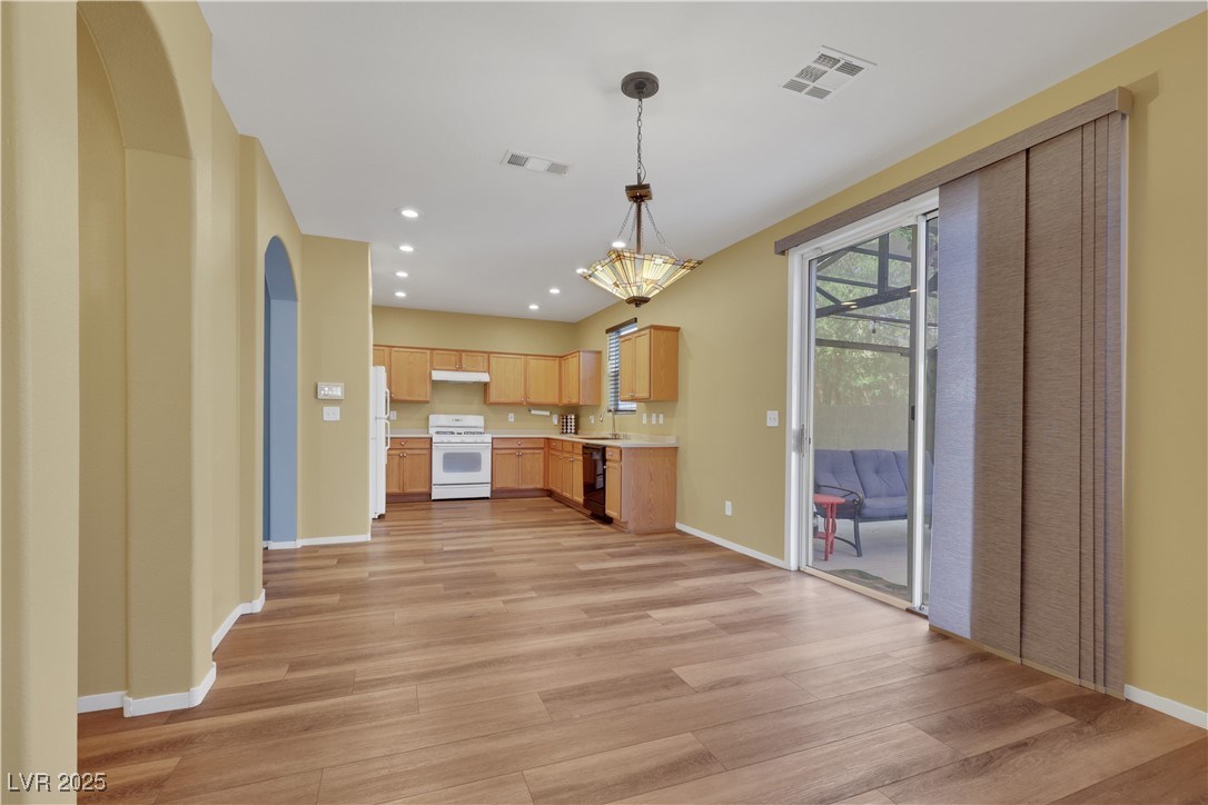 5976 Ancona Drive Property Photo 14
