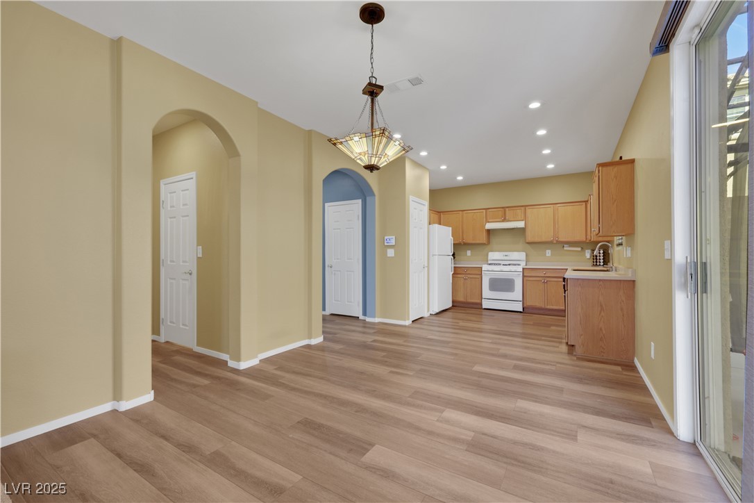 5976 Ancona Drive Property Photo 15