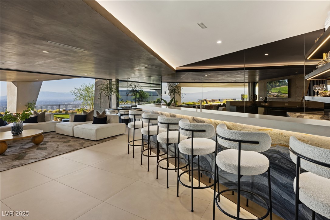 8 Chisel Crest Court Property Photo 10