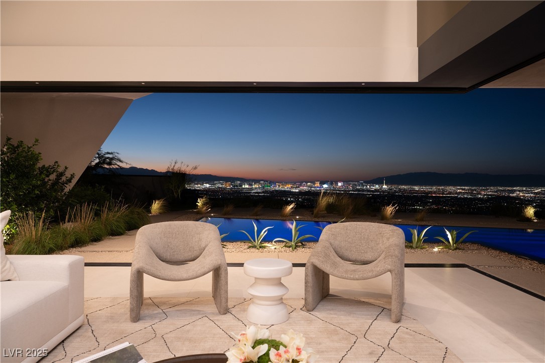 8 Chisel Crest Court Property Photo 30