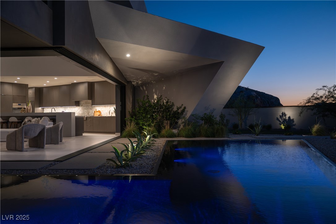 8 Chisel Crest Court Property Photo 56