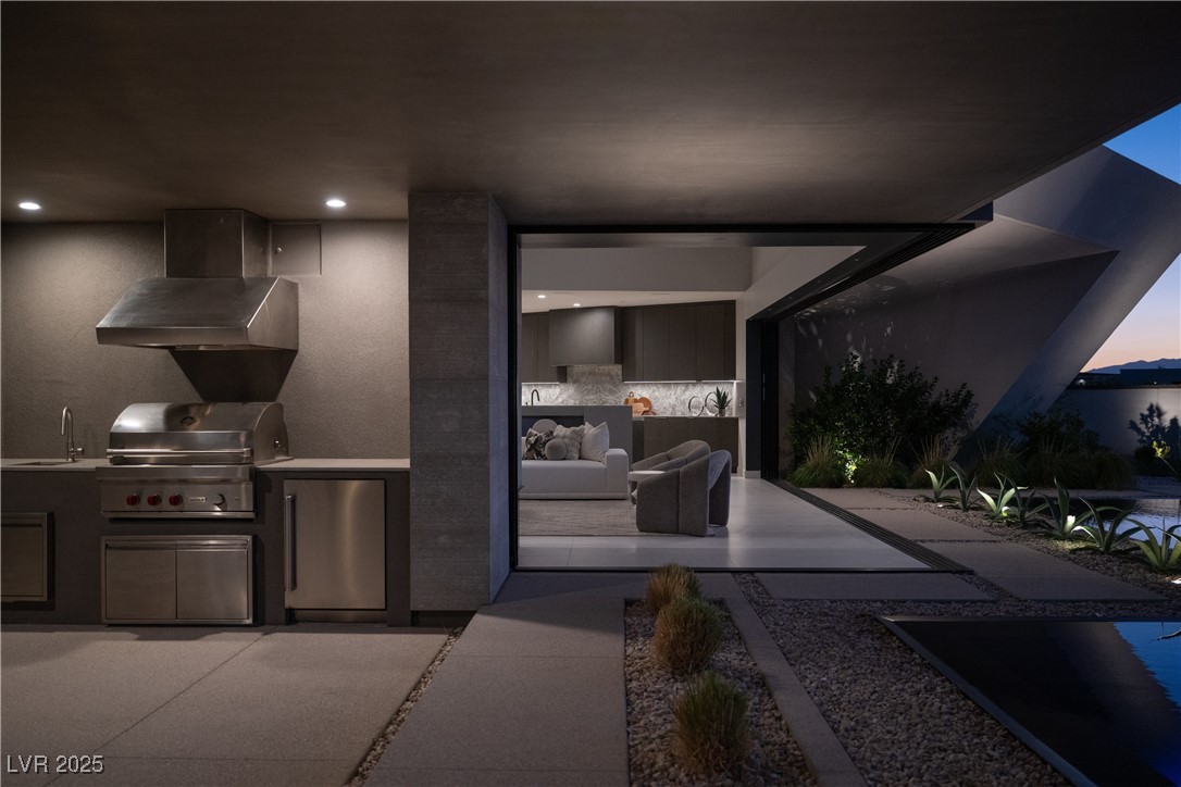 8 Chisel Crest Court Property Photo 57