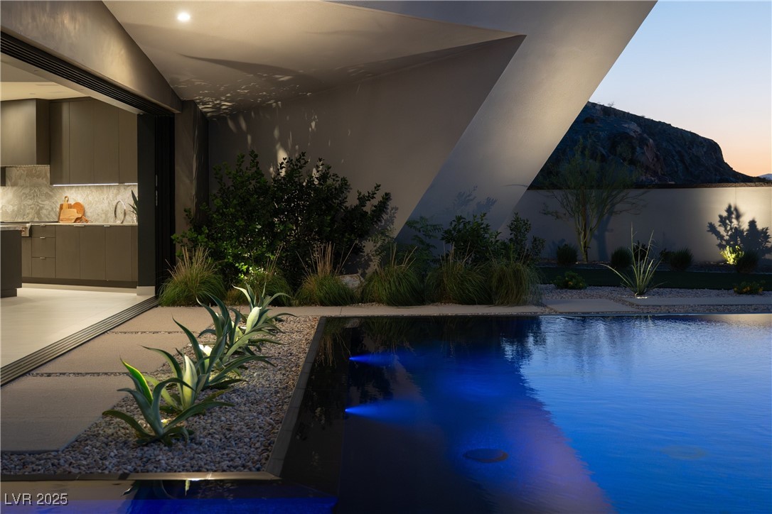 8 Chisel Crest Court Property Photo 59