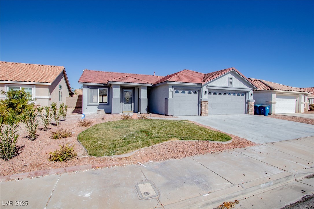 1006 Blue Lantern Drive Property Photo 2
