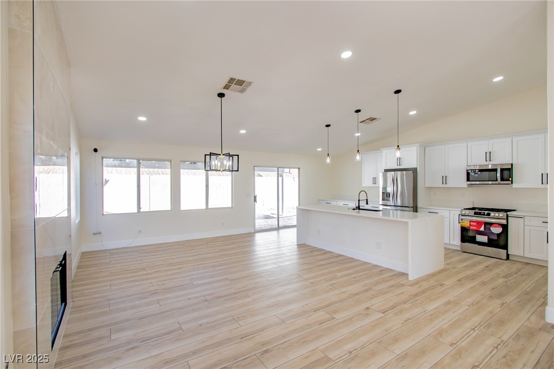 1006 Blue Lantern Drive Property Photo 8