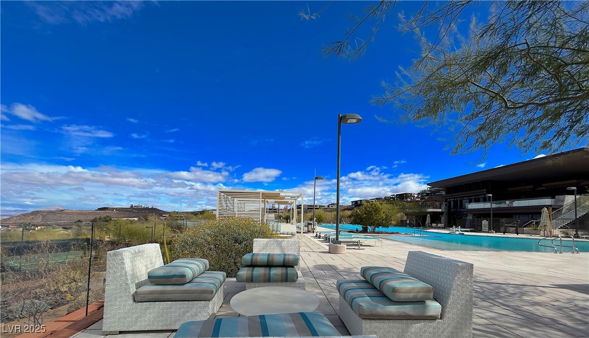 7 Sky Arc Court Property Photo 43
