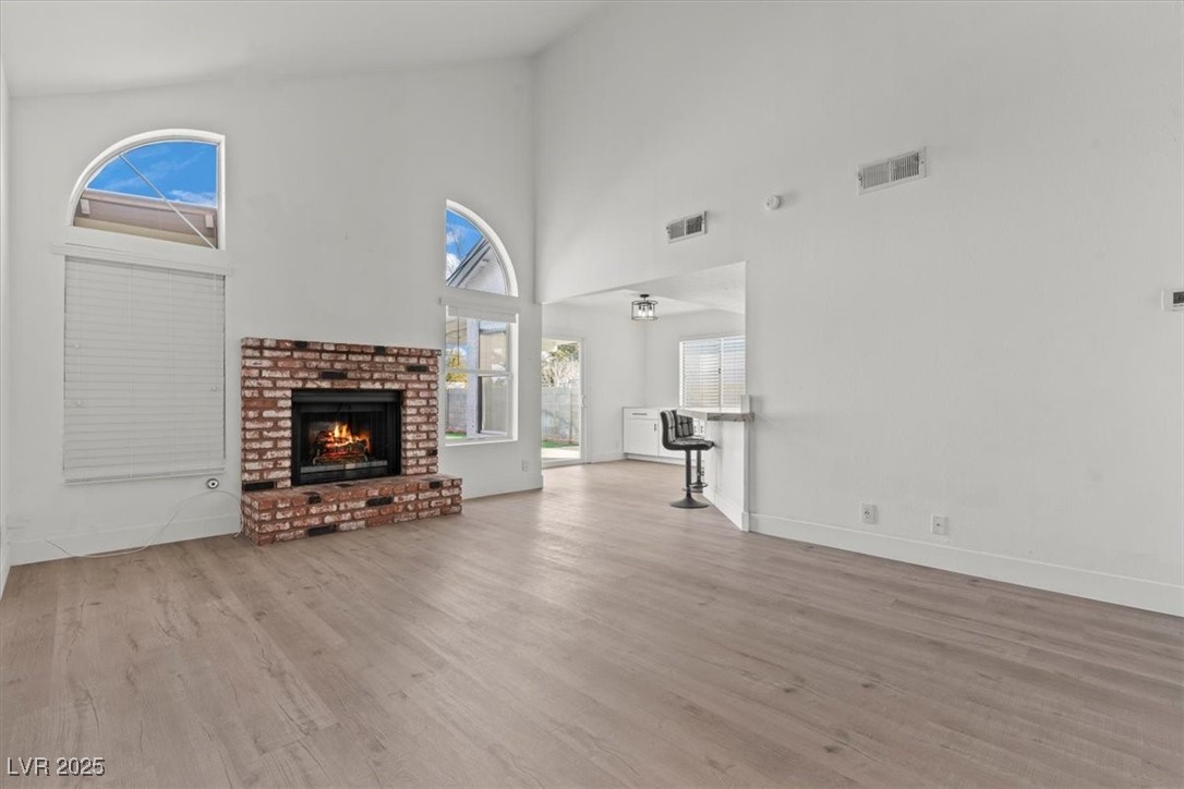 7020 English Mist Circle Property Photo 8