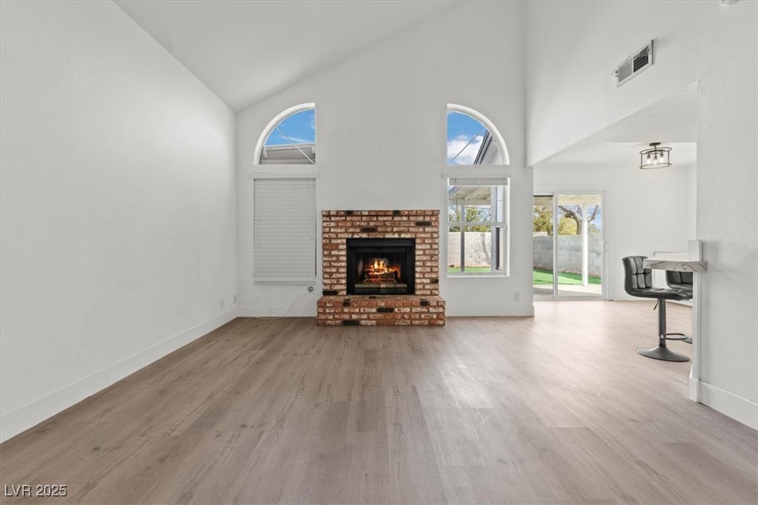 7020 English Mist Circle Property Photo 9
