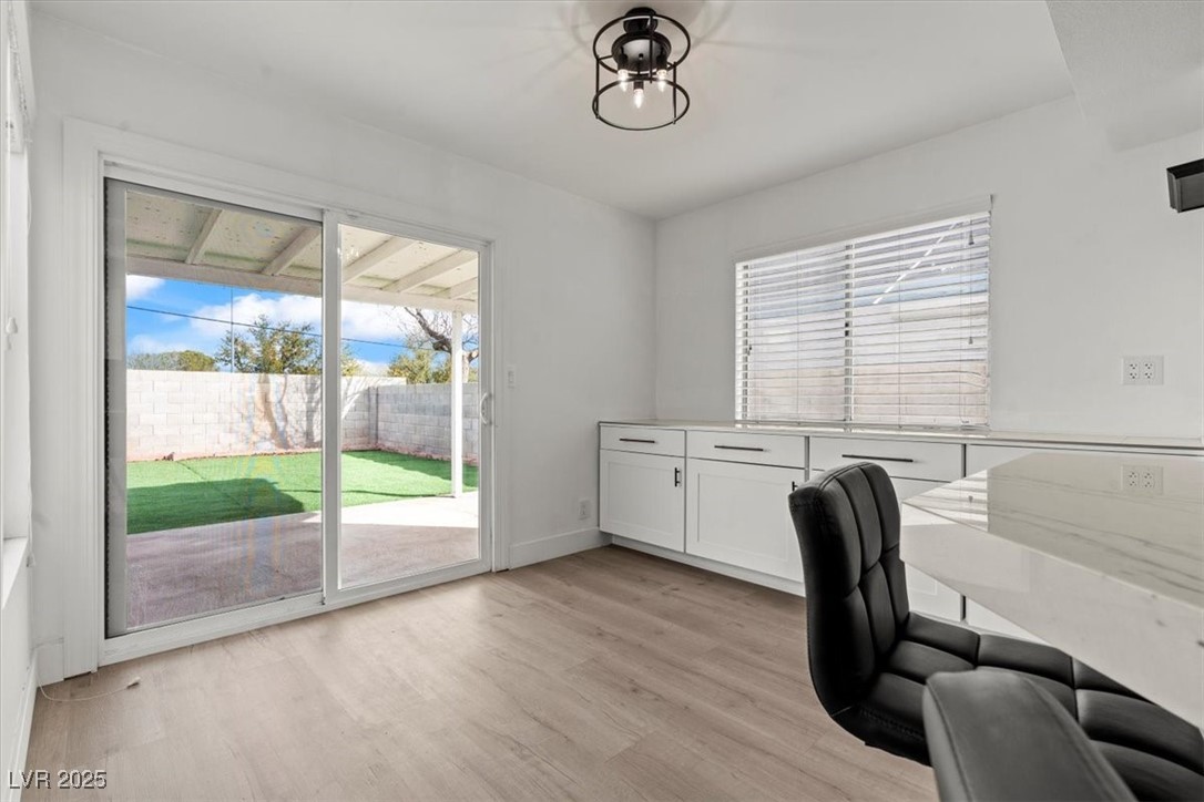 7020 English Mist Circle Property Photo 11