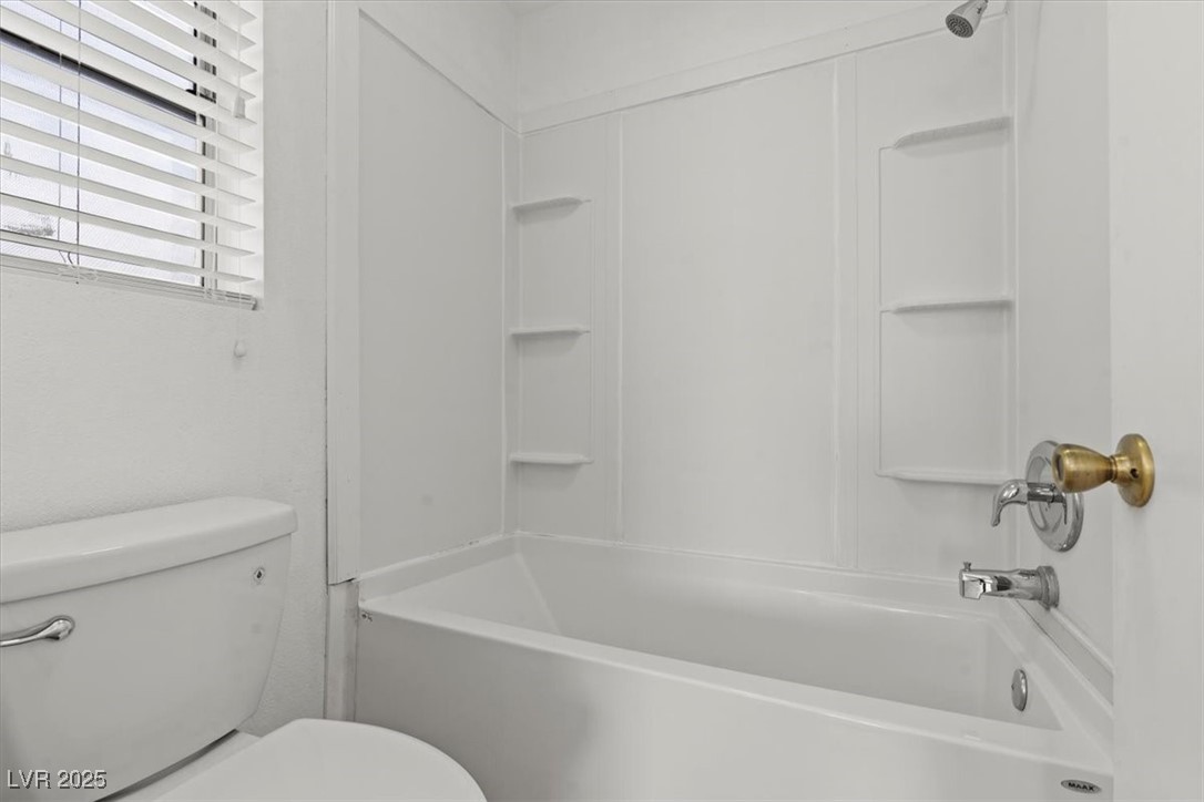 7020 English Mist Circle Property Photo 31