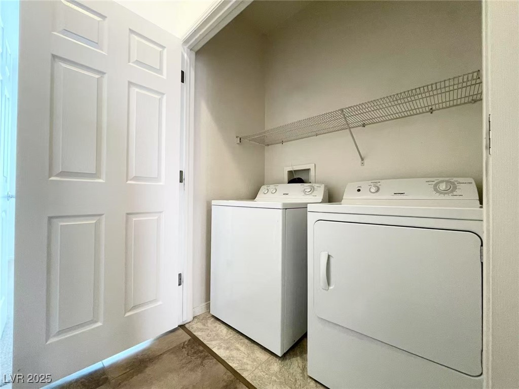 1114 Via Barcelona Property Photo 8